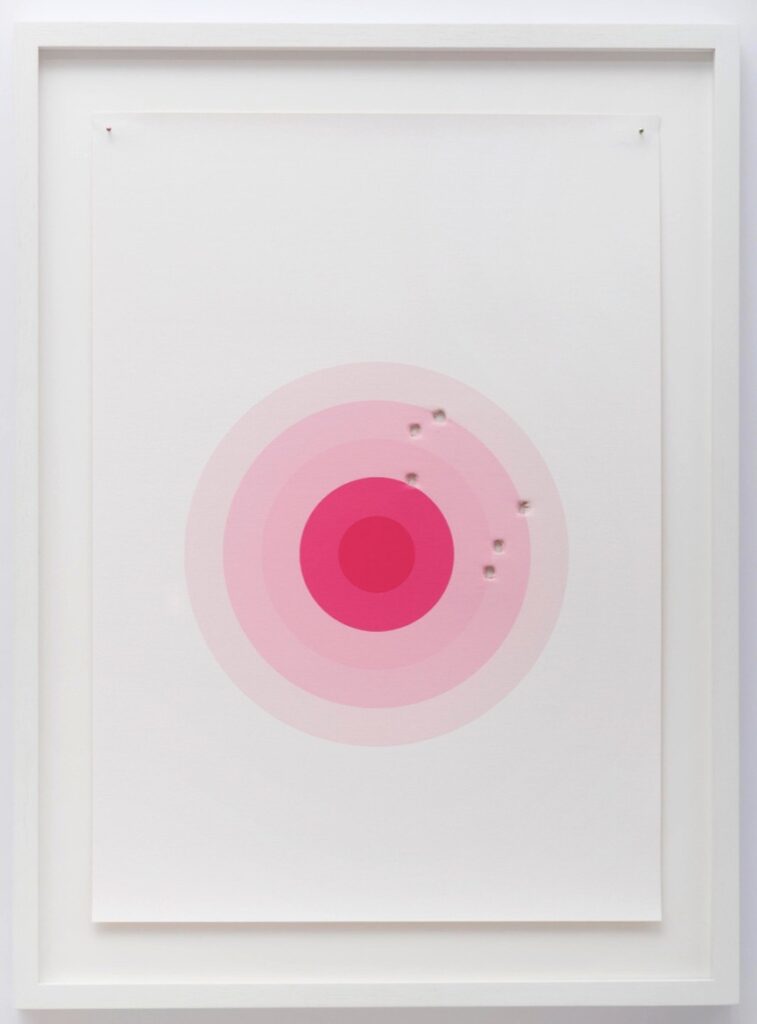 NICI JOST 'TARGET 10.01.2017' 2017 Fine Art Print auf Leinwand  36 x 49 cm  (14 1/8 x 19 1/4 in.)