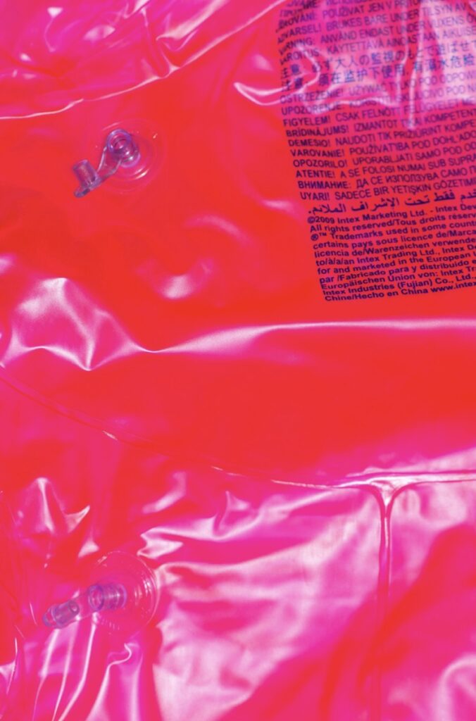 NICI JOST 'Pink Collection No.53' 2019 ChromaLuxe Print Glanz Ed. of 10 (+1AP) 30 x 45 cm  (11 3/4 x 17 3/4 in.)